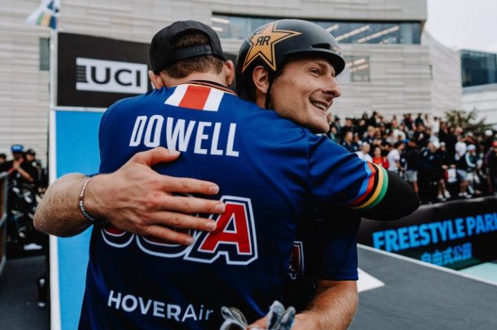 1760967721-c29770b17dc29bf